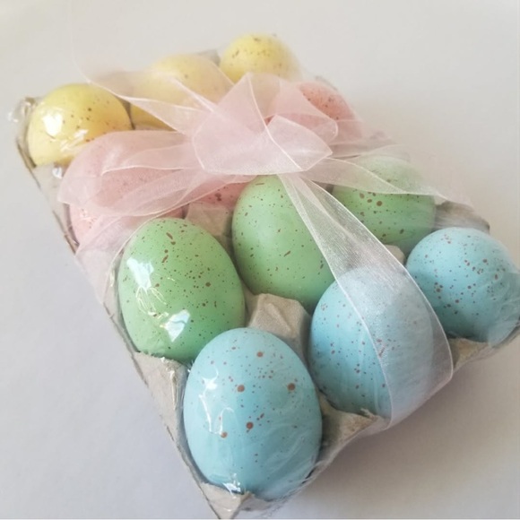 Easter Egg Carton Decor - Picture 2 of 3